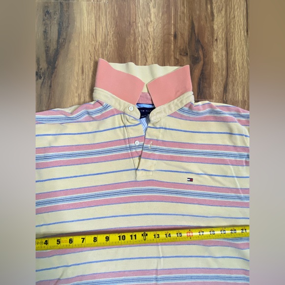 Y2K vintage Tommy Hilfiger polo shirt - Picture 4 of 7